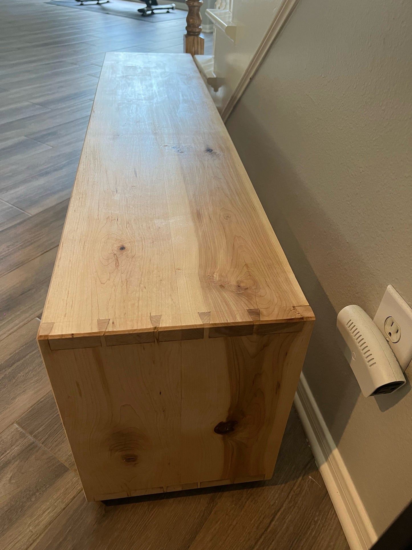 Dovetail Shoe bench